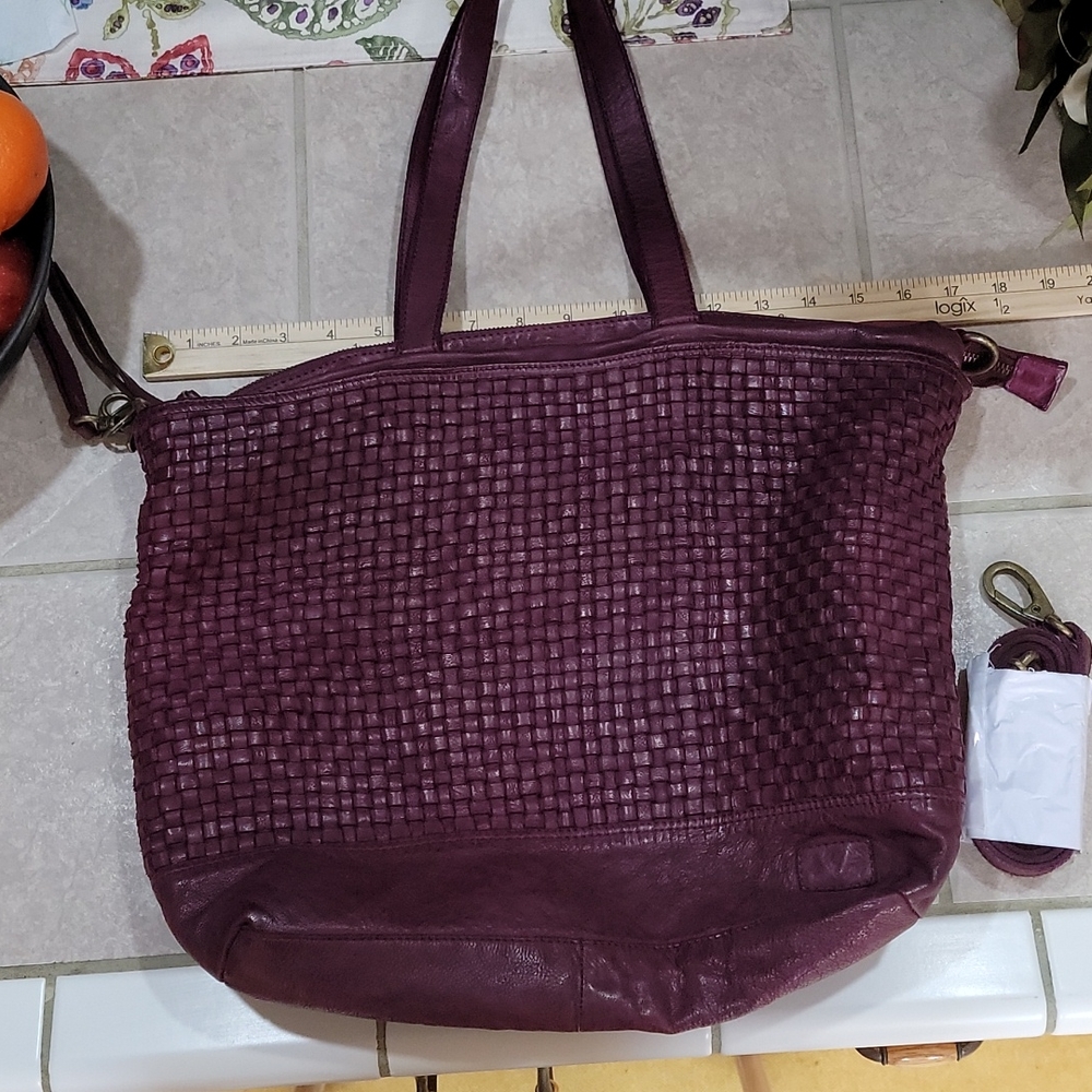 FRYE handbag 15 x 15